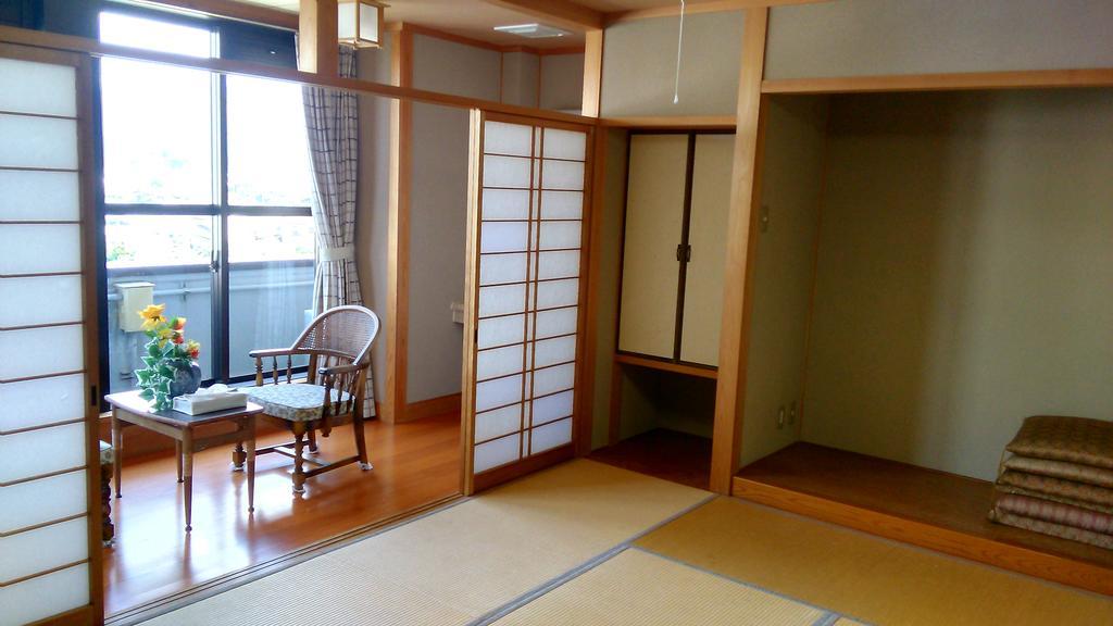 海辺のゲストハウスーぽかぽか村ー Ise Eksteriør bilde